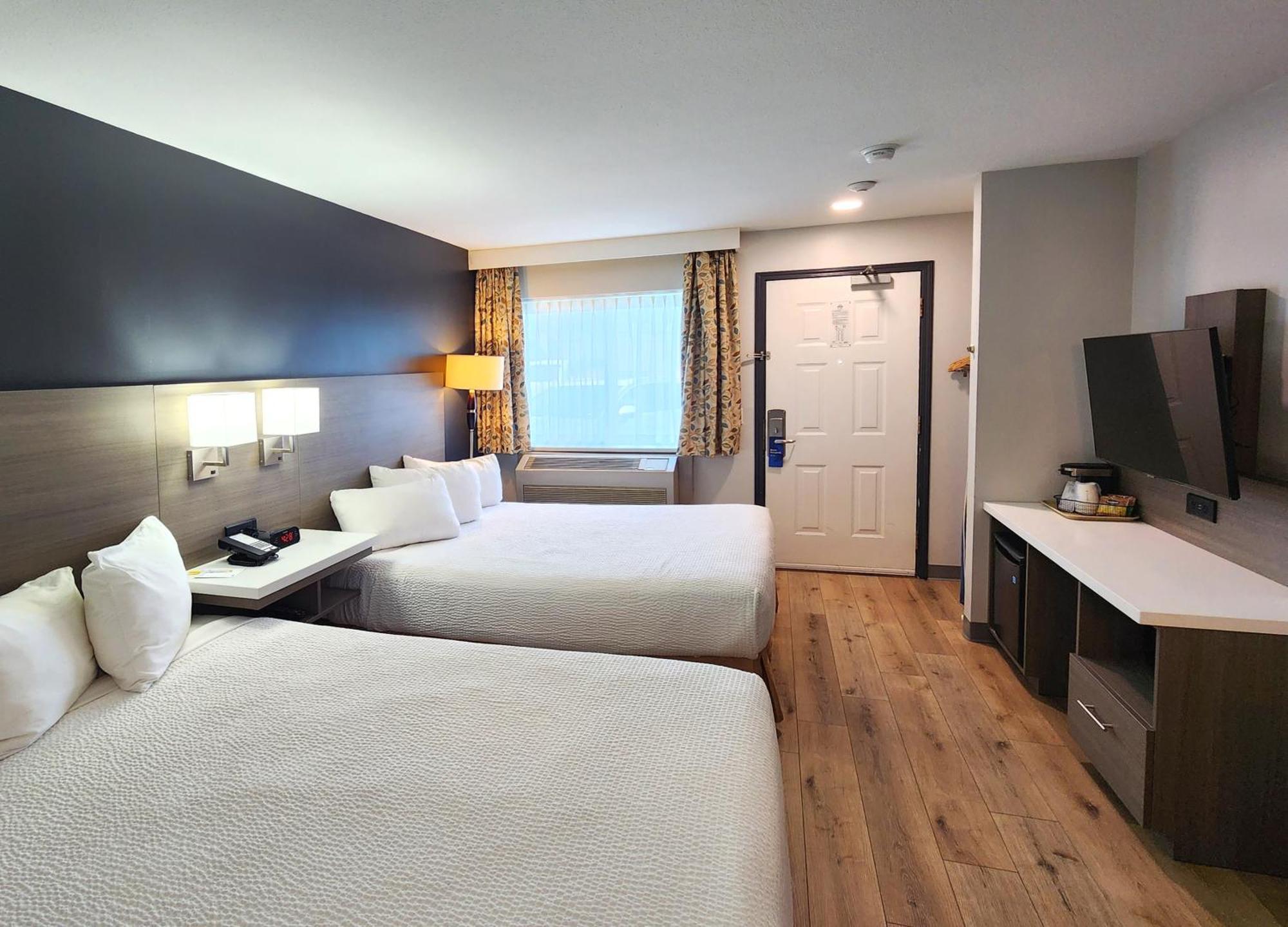Days Inn By Wyndham Kelowna Luaran gambar