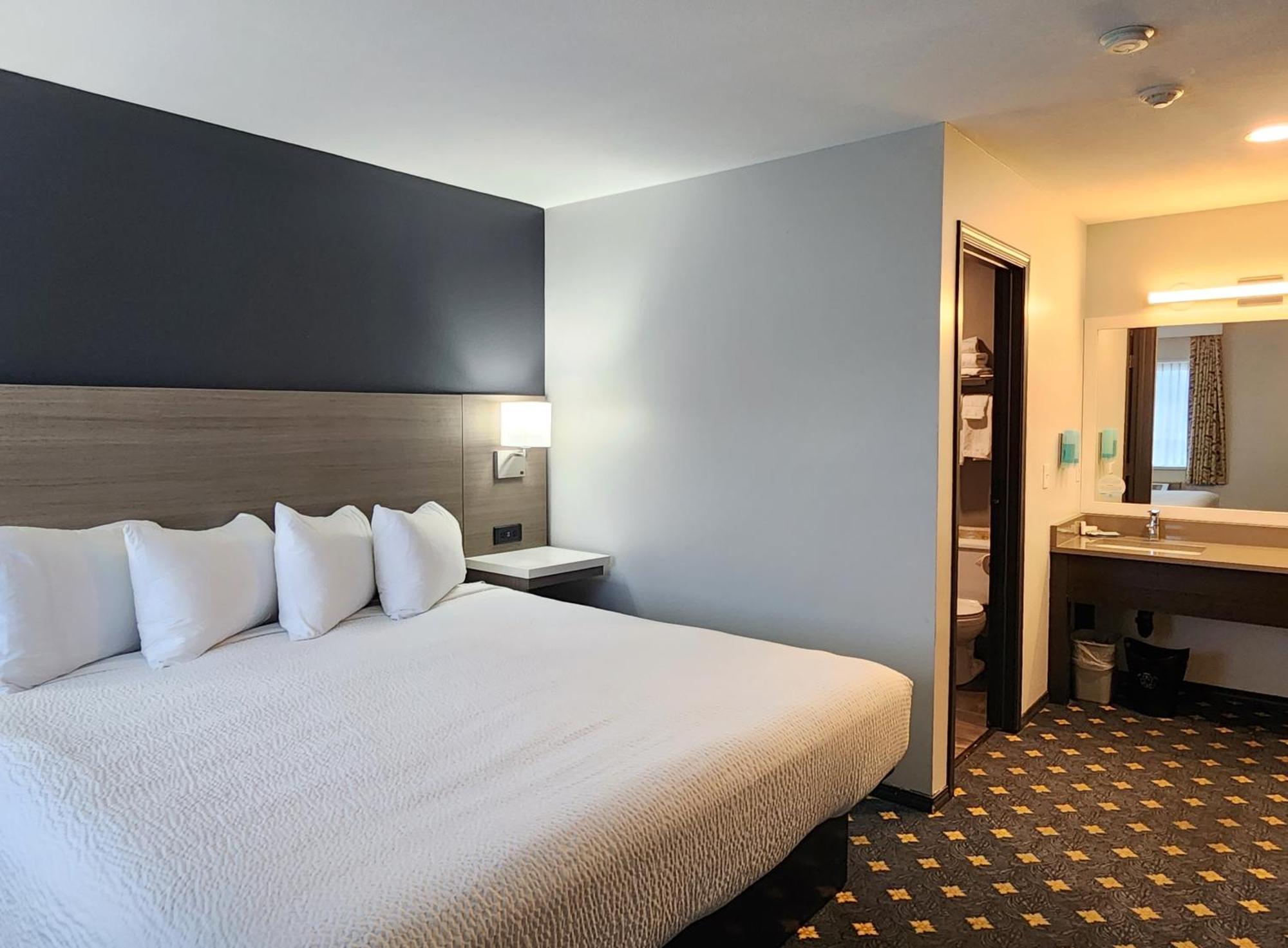 Days Inn By Wyndham Kelowna Luaran gambar